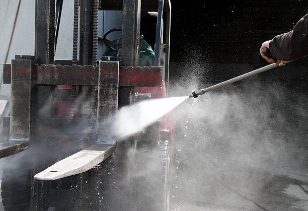 Best Gas Station Cleaning  in Mount Plymouth, FL